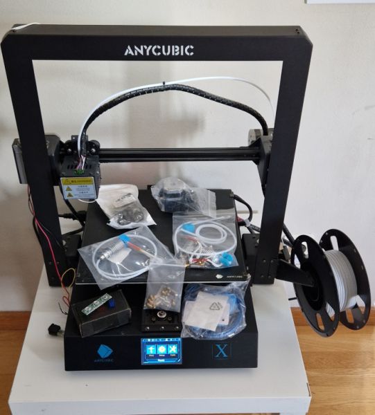 Anycubic Mega X - 3D Drucker mit Zubehör und Filament
