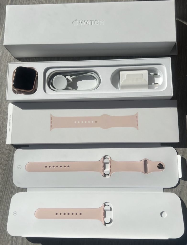 Apple Watch 4 Cellular und GPS, Rose