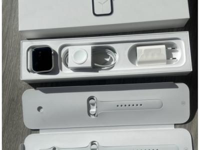 Apple Watch 4 Silber, Cellular und GPS