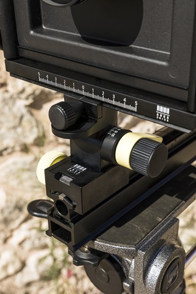 Arca Swiss Discovery 4x5" mit Weitwinkel- & Telebalgen