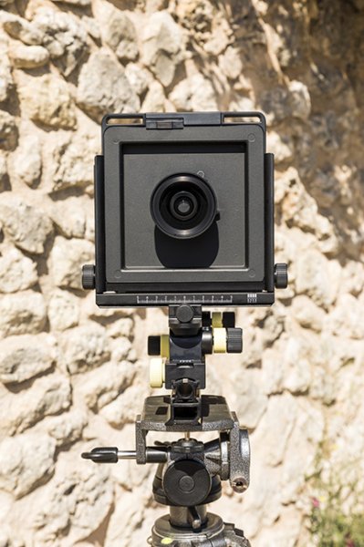 Arca Swiss Discovery 4x5" mit Weitwinkel- & Telebalgen