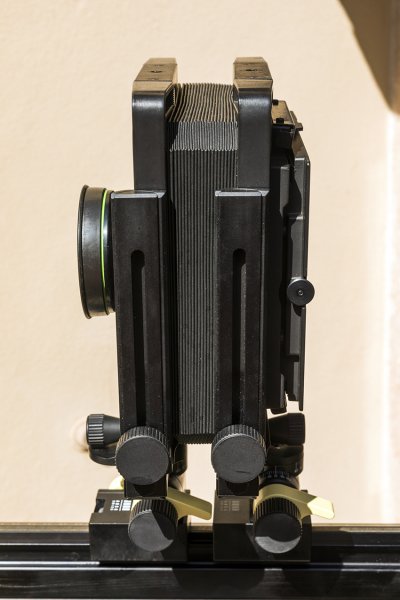 Arca Swiss Discovery 4x5" mit Weitwinkel- & Telebalgen