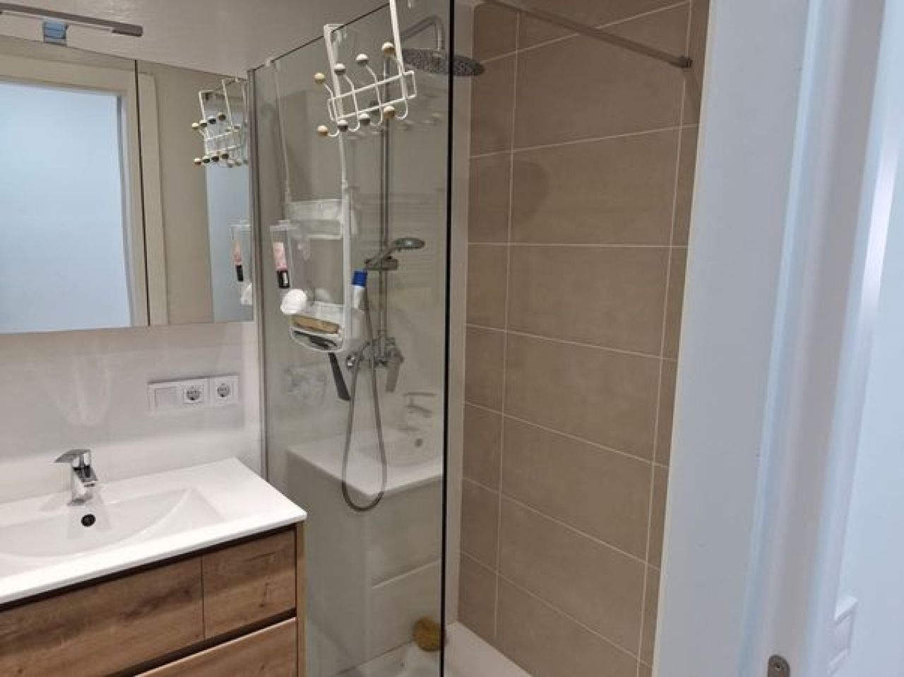 Arenal, grosse Wohnung  mit Meerblick zu Vermietung