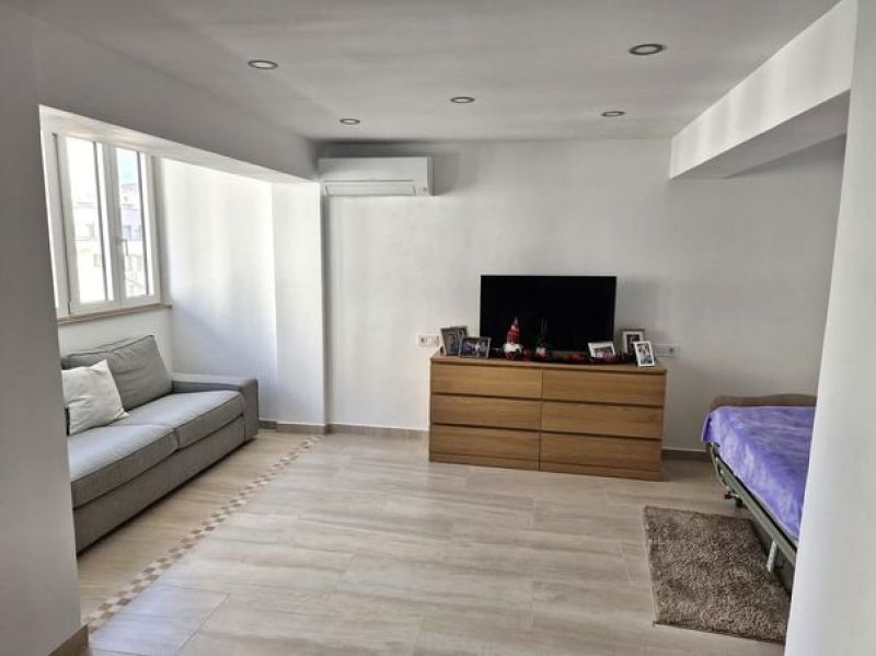 Arenal, grosse Wohnung  mit Meerblick zu Vermietung