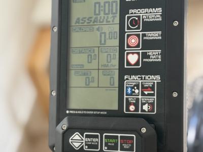 AssaultBike Pro - Profi AirBike / CrossFit Bike / HIIT - Top Zustand