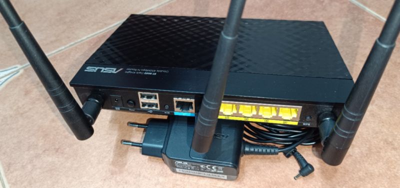 Asus Router RT-N66U Dark Knight