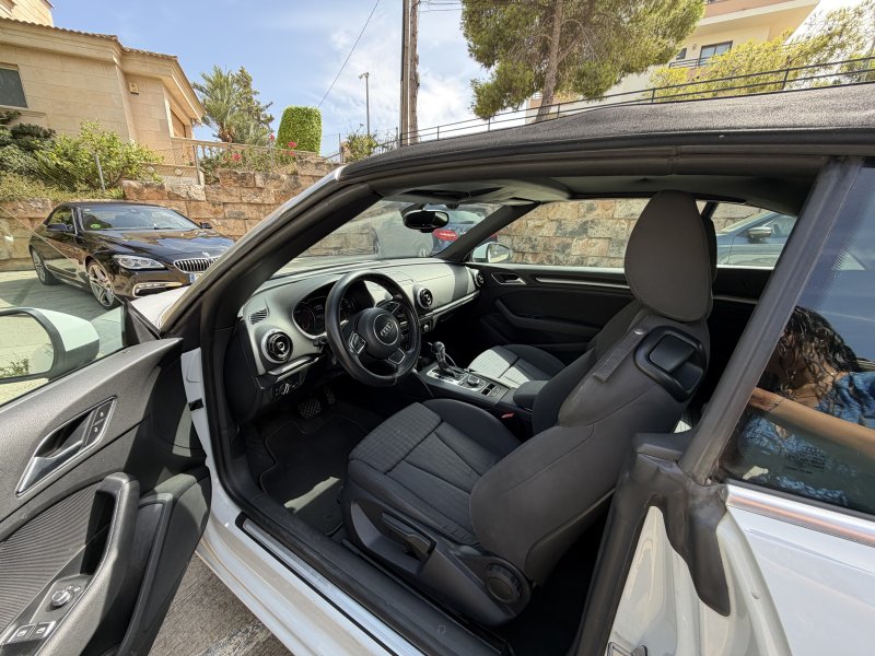 AUDI A3 CABRIO AMBITION 2.0 TDI CLEAN
