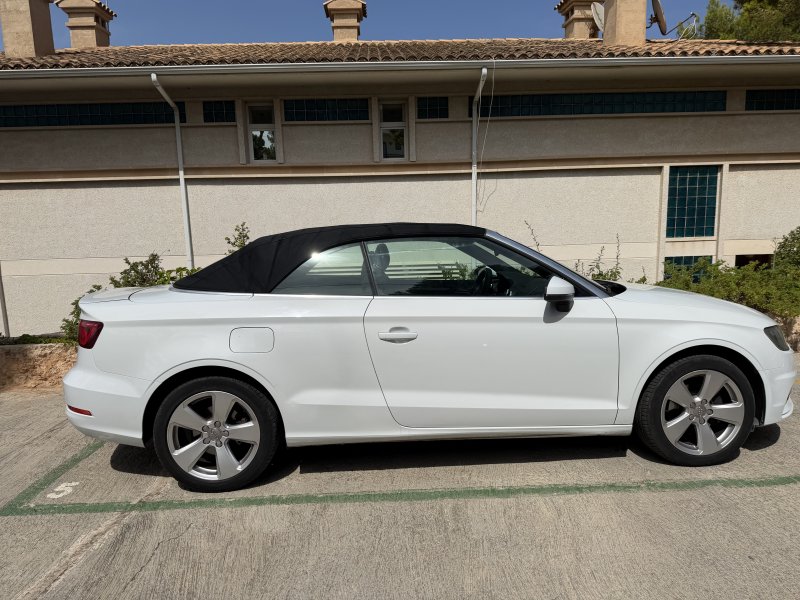 AUDI A3 CABRIO AMBITION 2.0 TDI CLEAN