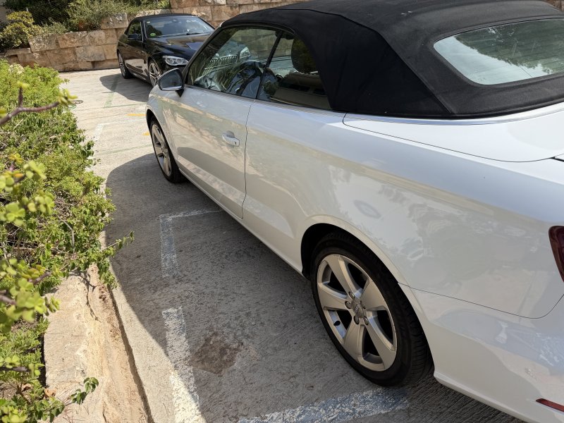 AUDI A3 CABRIO AMBITION 2.0 TDI CLEAN