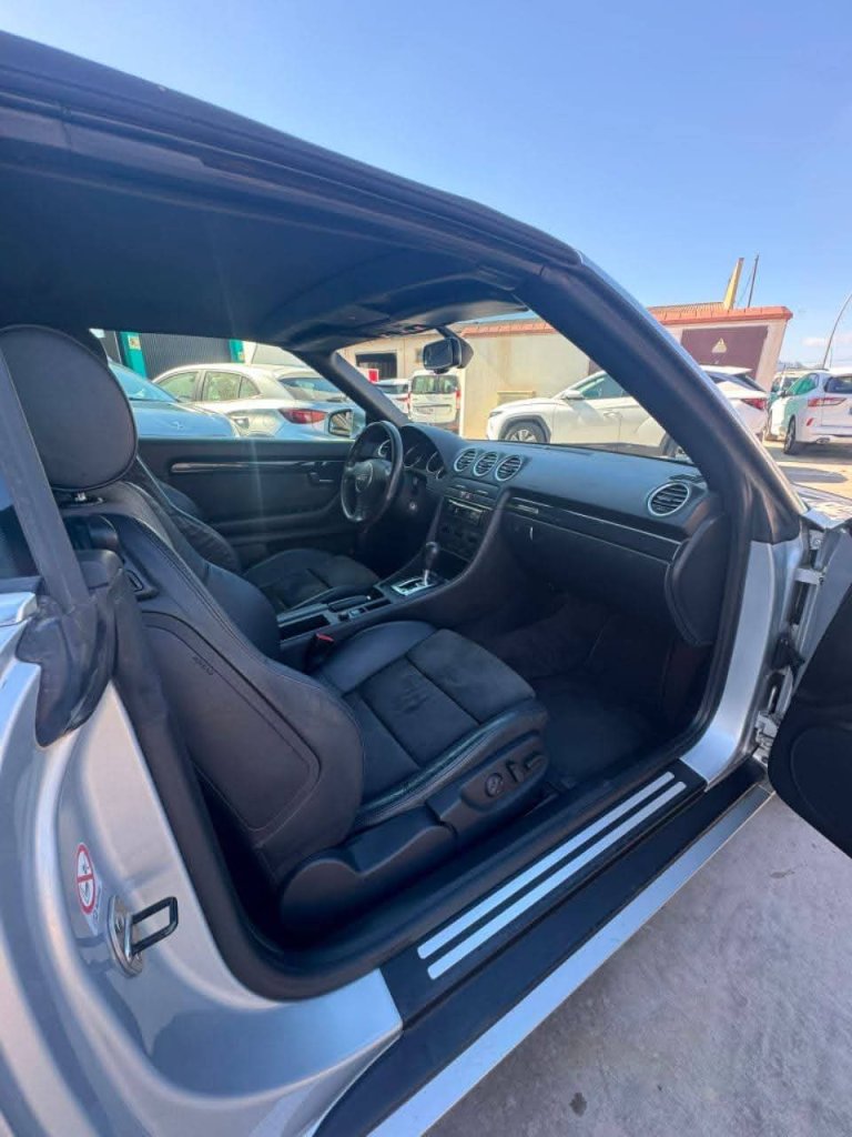 AUDI A4 CABRIO 3.0 V6
