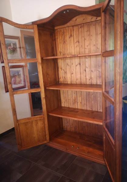 Storage cabinet with glass doors