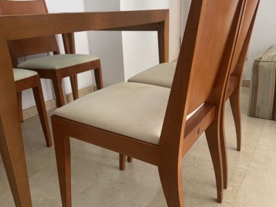 Ausziehbarer Esstisch aus Holz und Glas