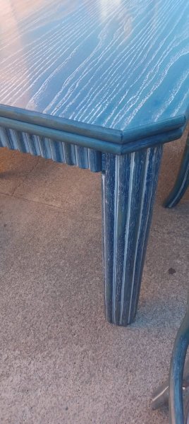 Mesa extensible en perfecto estado.