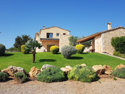 Autarke FInca mit Fussbodenheizung, Pferde/ Tierhaltung, Pool bei Porreres -- F 43