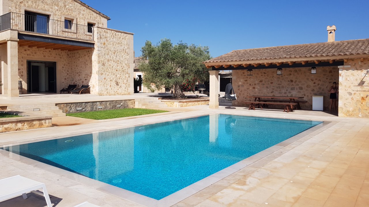 Autarke FInca mit Fussbodenheizung, Pferde/ Tierhaltung, Pool bei Porreres -- F 43