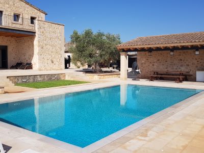 Autarke FInca mit Fussbodenheizung, Pferde/ Tierhaltung, Pool bei Porreres -- F 43