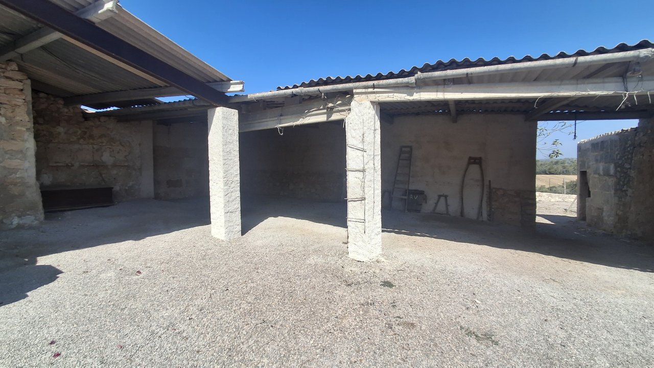 Autarke FInca mit Fussbodenheizung, Pferde/ Tierhaltung, Pool bei Porreres -- F 43