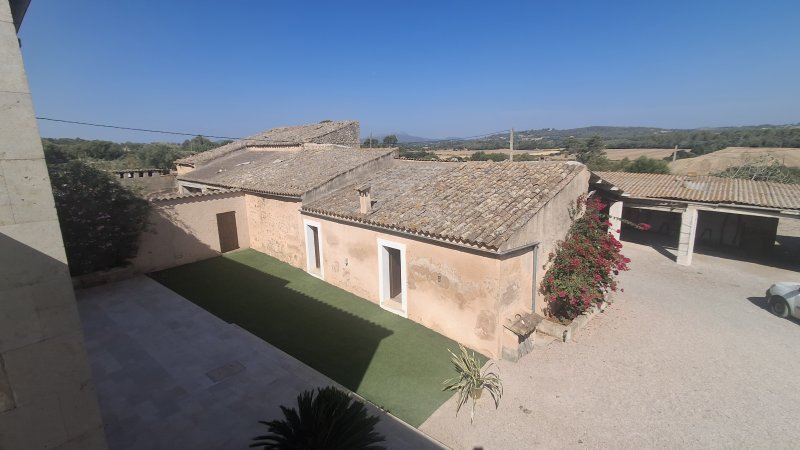 Autarke FInca mit Fussbodenheizung, Pferde/ Tierhaltung, Pool bei Porreres -- F 43