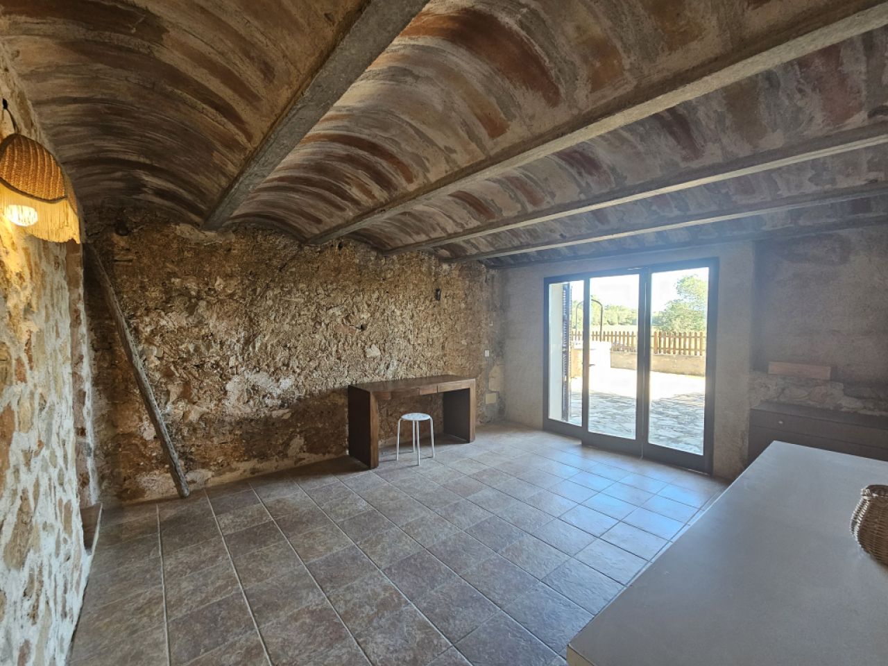 Finca auténtica y cuidadosamente renovada, piscina, calefacción central, eficiente energéticamente, sin aire acondicionado