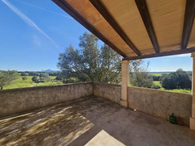 Finca auténtica y cuidadosamente renovada, piscina, calefacción central, eficiente energéticamente, sin aire acondicionado