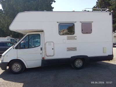 Autocaravana año 1993 para cambiar por vivienda