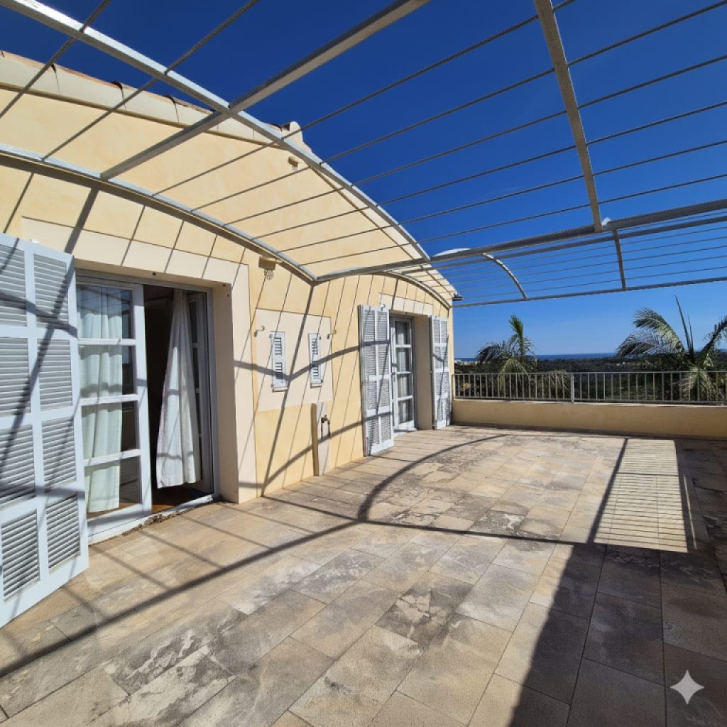 Vanguardia y Naturaleza: Villa de lujo con vistas panorámicas entre Porto Colom y Manacor