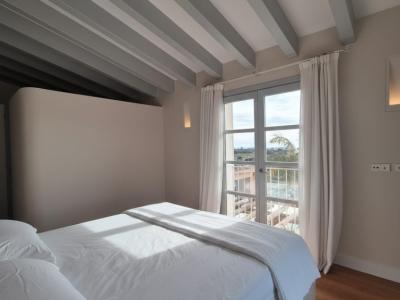 Vanguardia y Naturaleza: Villa de lujo con vistas panorámicas entre Porto Colom y Manacor