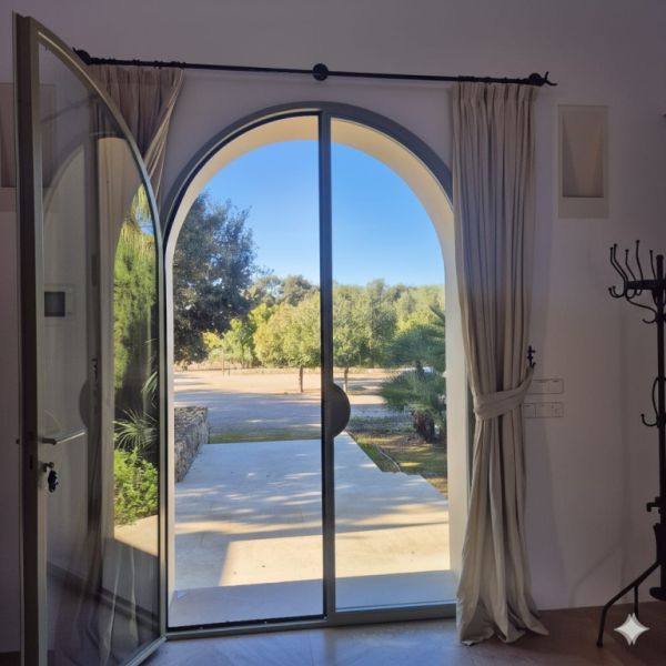 Vanguardia y Naturaleza: Villa de lujo con vistas panorámicas entre Porto Colom y Manacor