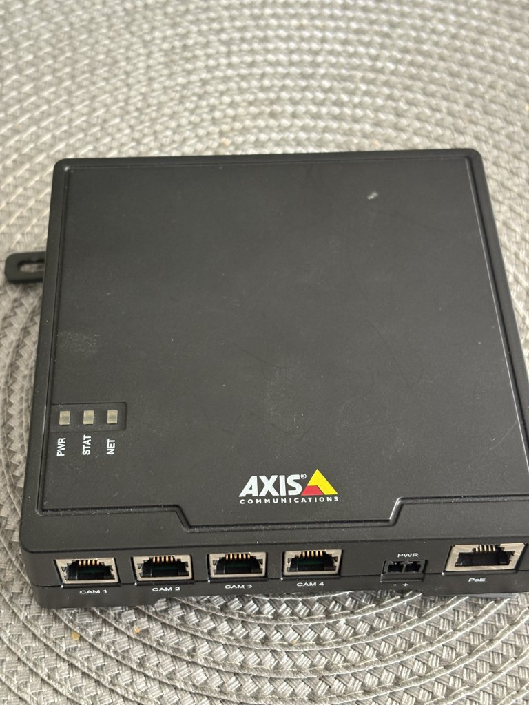 Grabador de cámara Axis con 2 ranuras SD