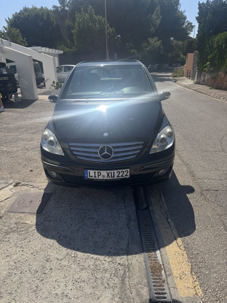 B 200 Automatik Benzin spanische Zulassung