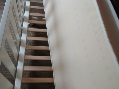 Cuna de bebé en venta.
