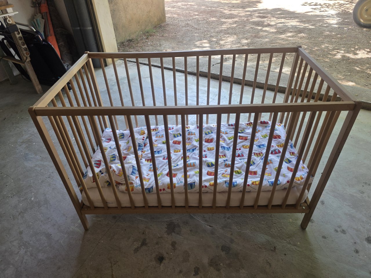 Baby Kinderbett