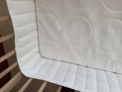 Crib, mattress and bumper for baby