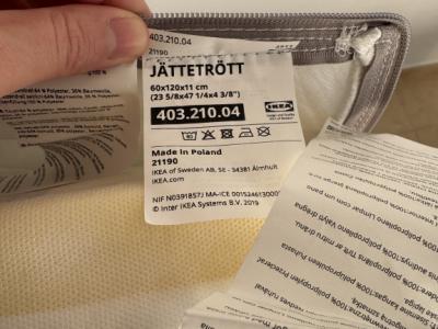 Crib, mattress and bumper for baby