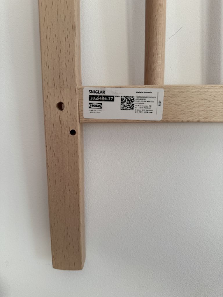 Crib, mattress and bumper for baby