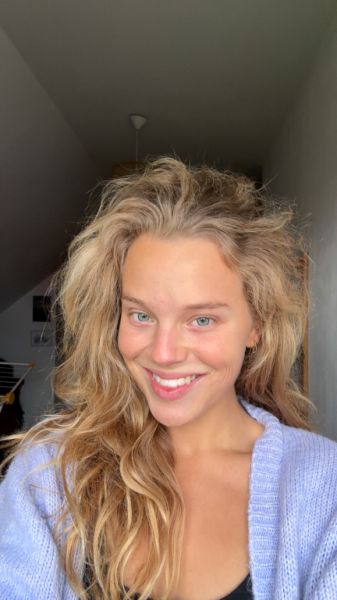 Babysitter (female) looking for a new family