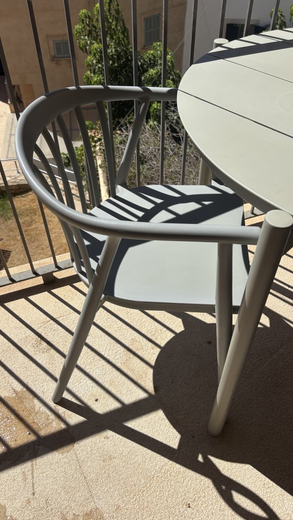 Balcony Furniture - Round Table and 2 Chairs - SKLUM Table ELTON + 2 IVOR Chairs Green/Khaki
