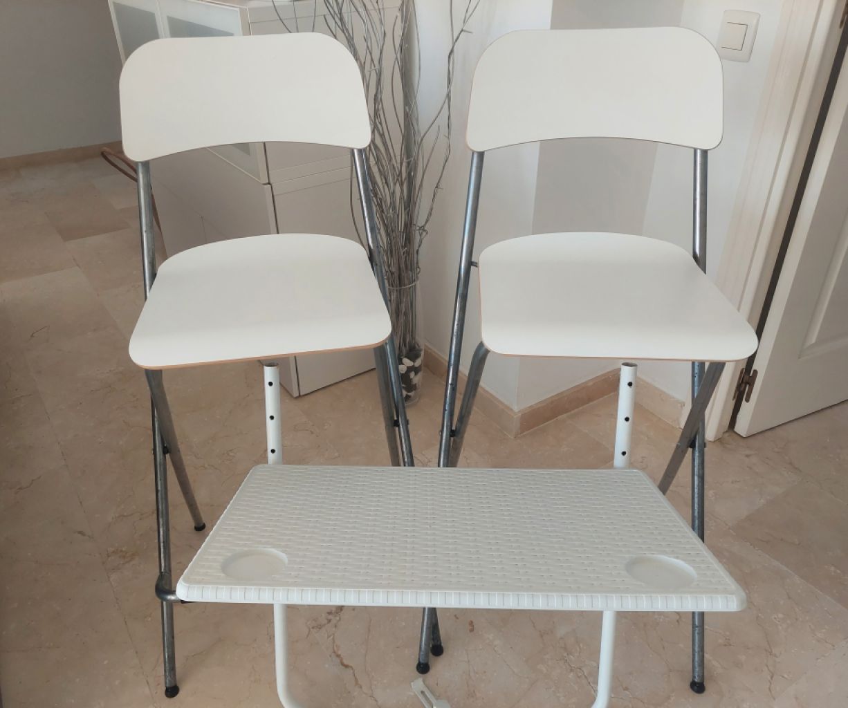 Balkontisch  weiß zum klappen