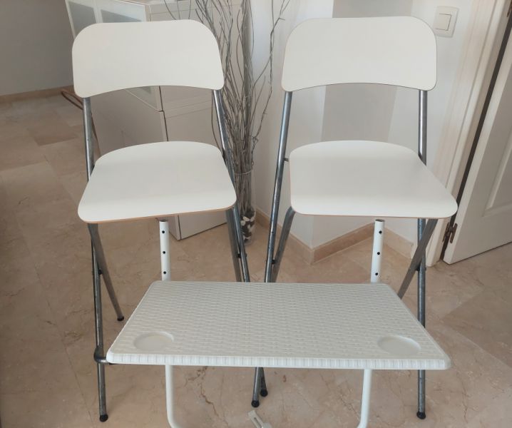 Balkontisch  weiß zum klappen