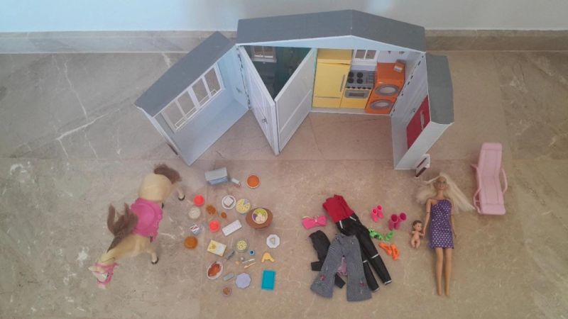 Barbie house with accessories