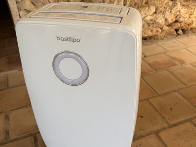 Bastilipo Luftentfeuchter DEH-20-390  20 l/Tag  wenig benutzt