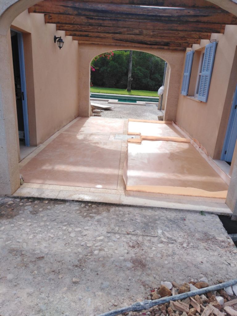 Bau und allgemeine Renovierungen.