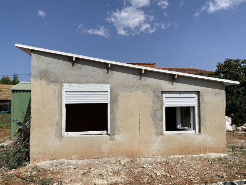 Construction Wood and aluminum carpentry ceilings