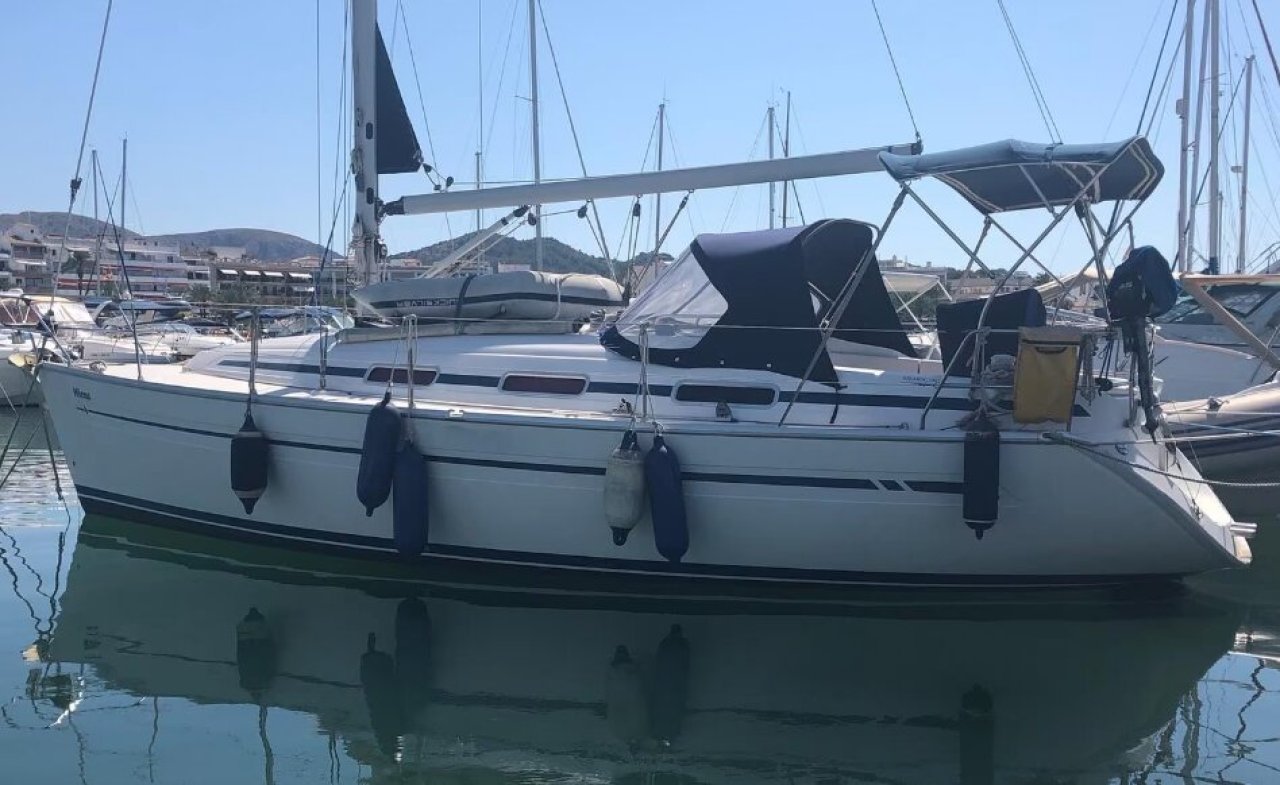 Bavaria Cruiser 32 Segelboot mit Möglichkeit der Liegeplatz Übernahme