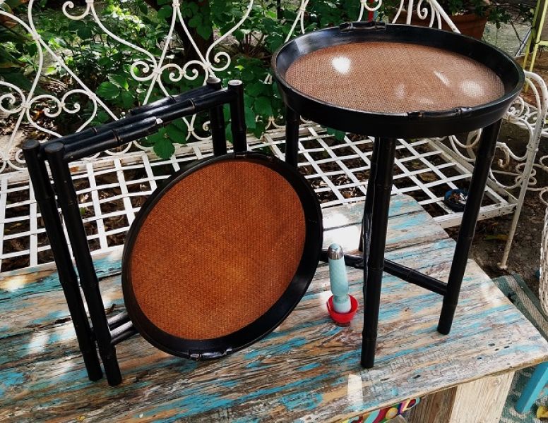 Side table/bedside table