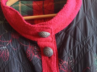 Besondere Jacke Größe M / L