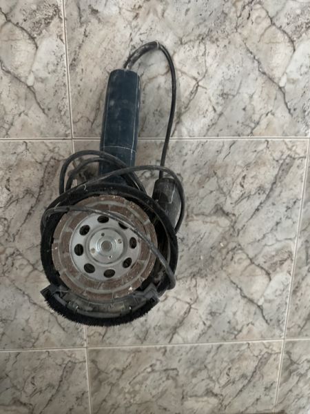 Concrete grinder, refurbishment grinder