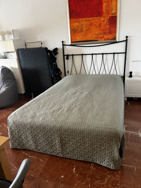 Bett 1,40 zu verkaufen