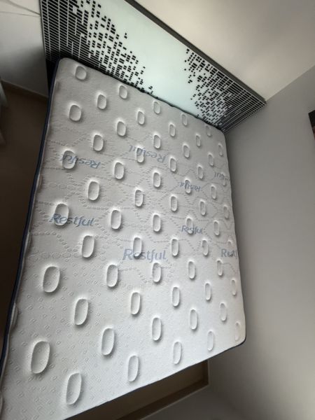 Bett 1,40m x1,90m  NEU!