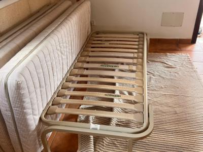 Bed 90x200 with 2 mattresses